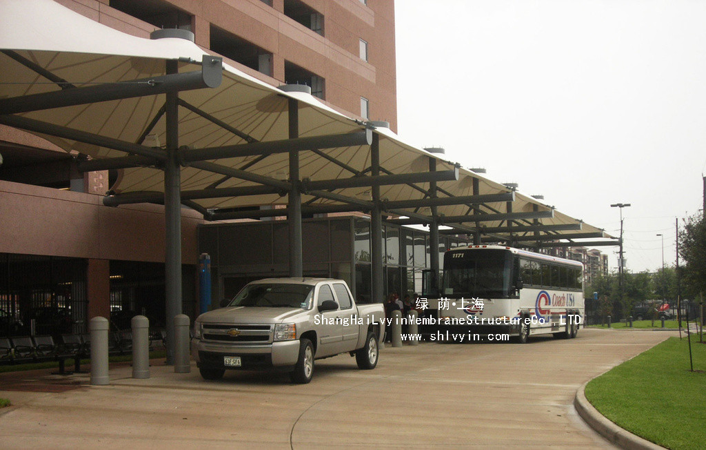 鋼構(gòu)件組裝質(zhì)量問題三:組裝形位偏差